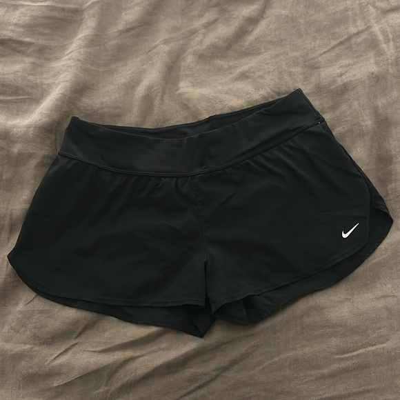 Nike athletic shorts - Picture 1 of 2